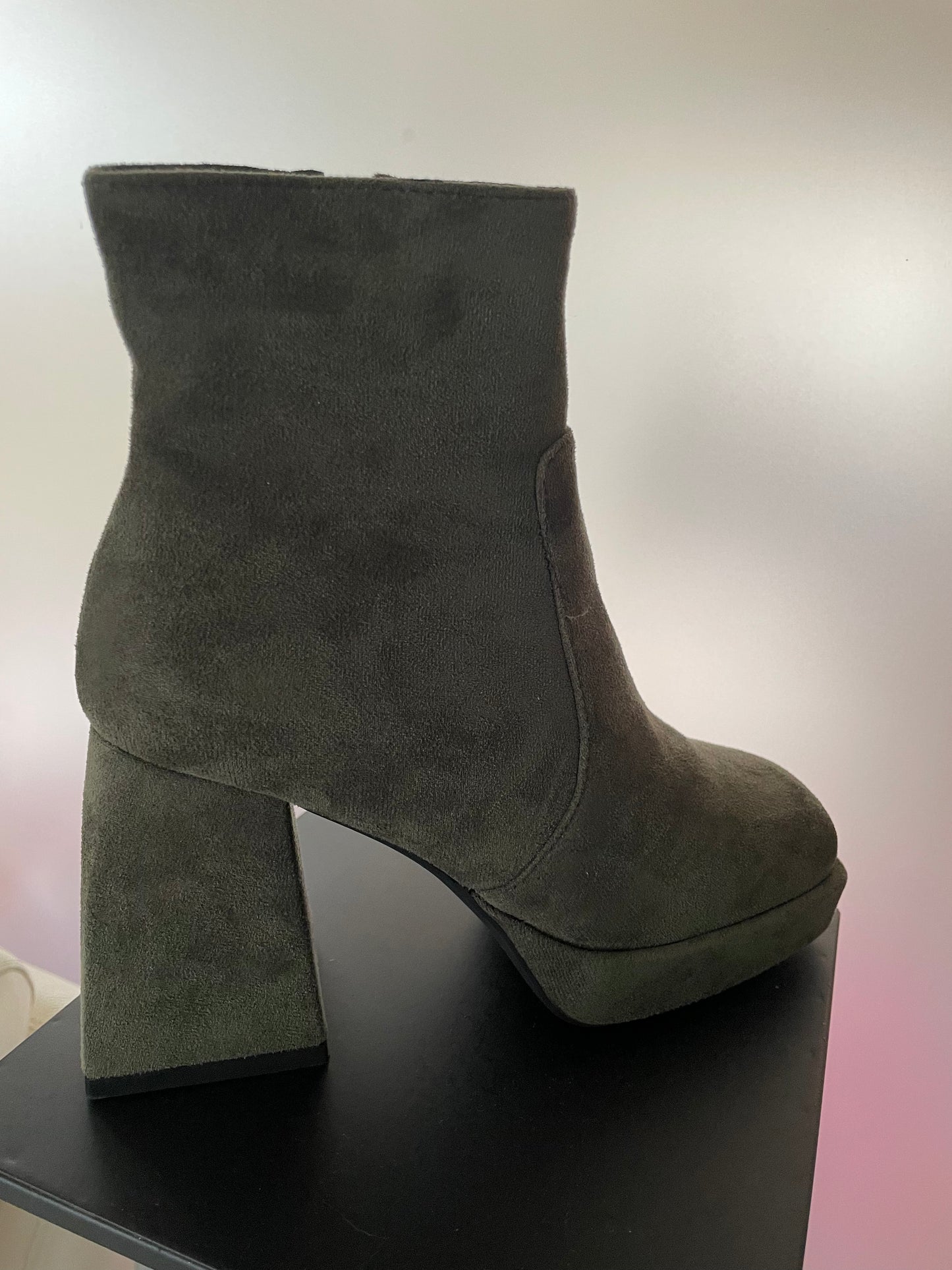 Bottines met hal kaki