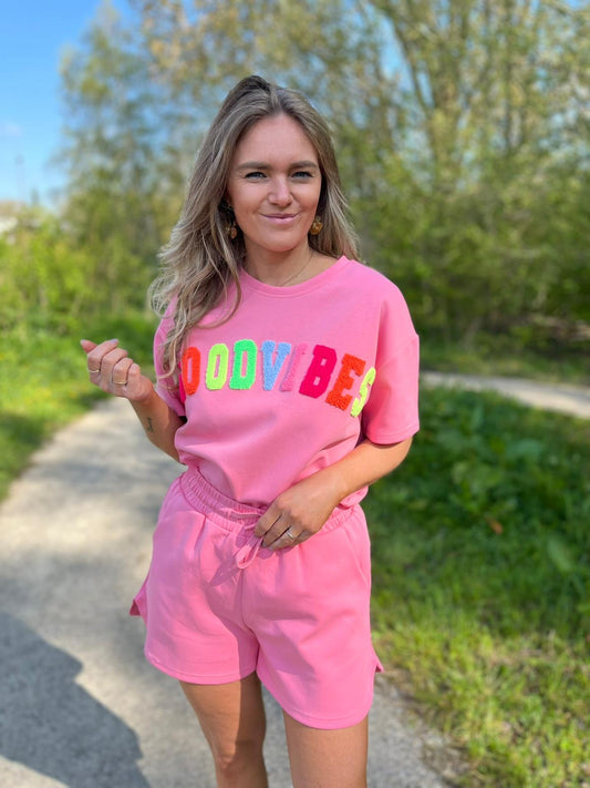 T-shirt Mia roos good vibes