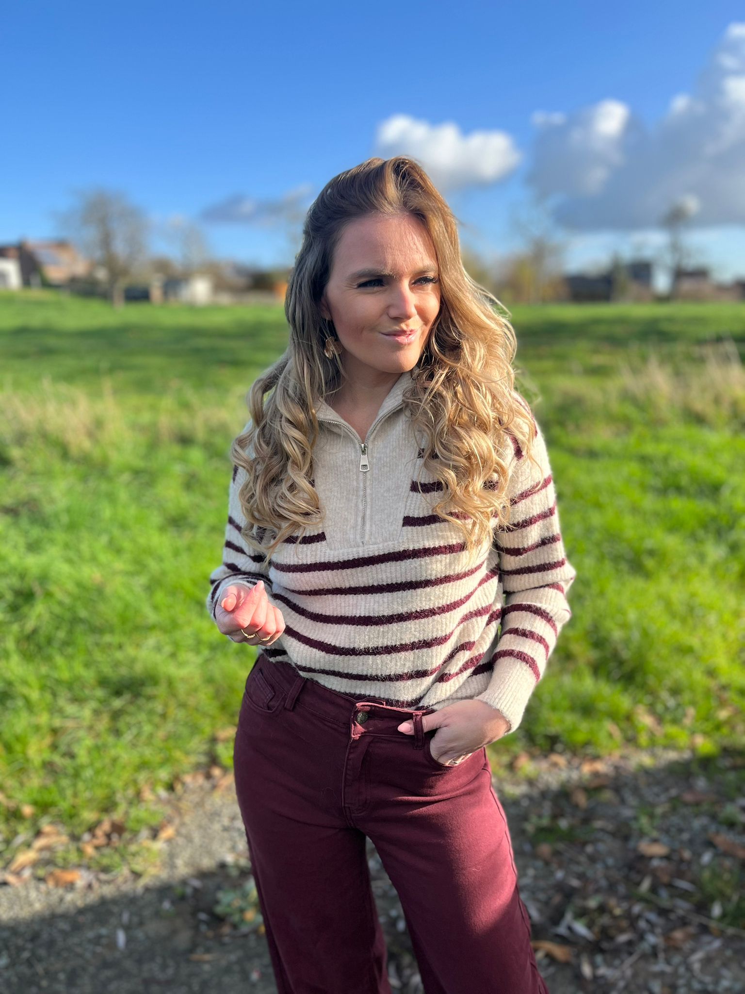 Pull Clara beige/bordeaux