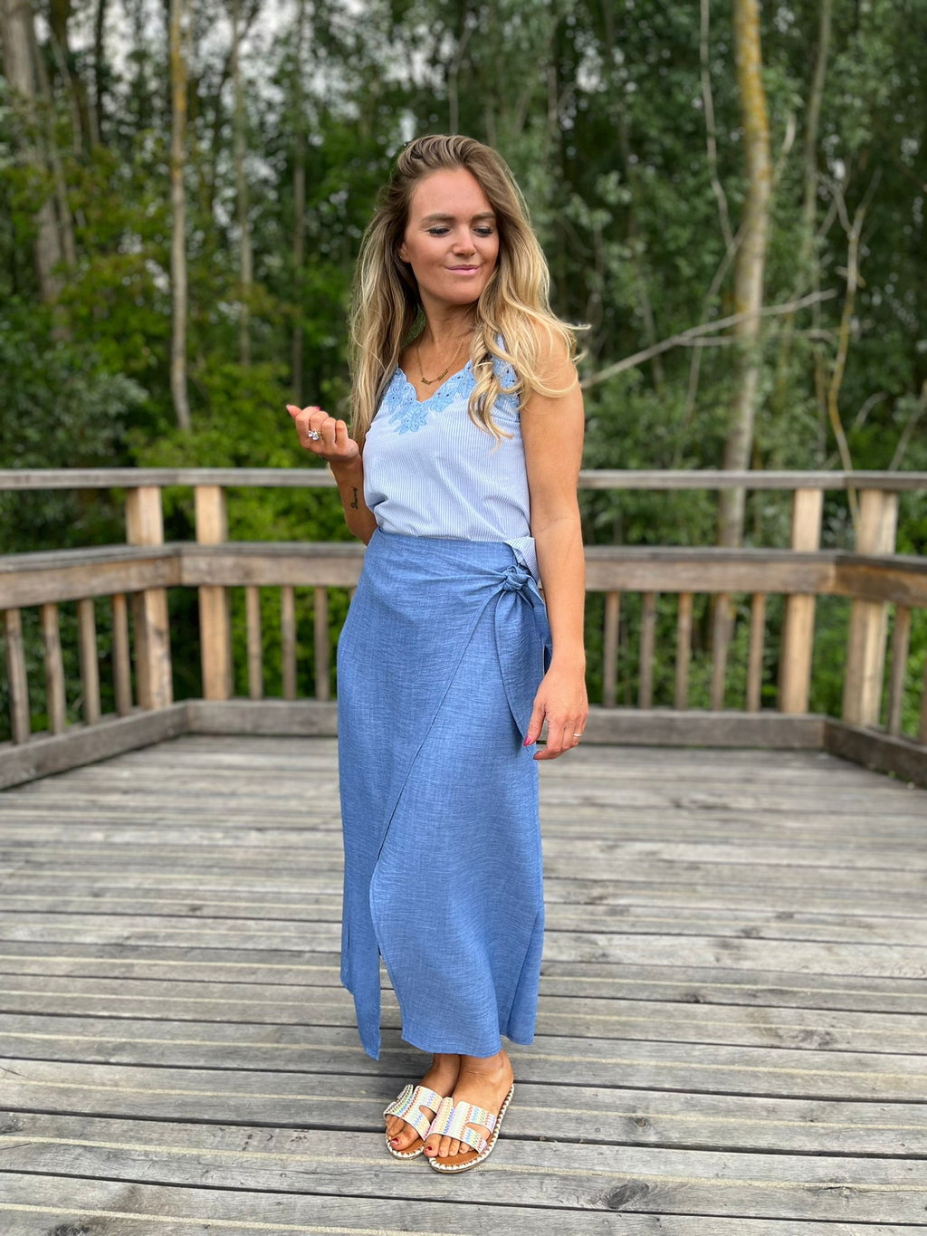Rok Guas blauw
