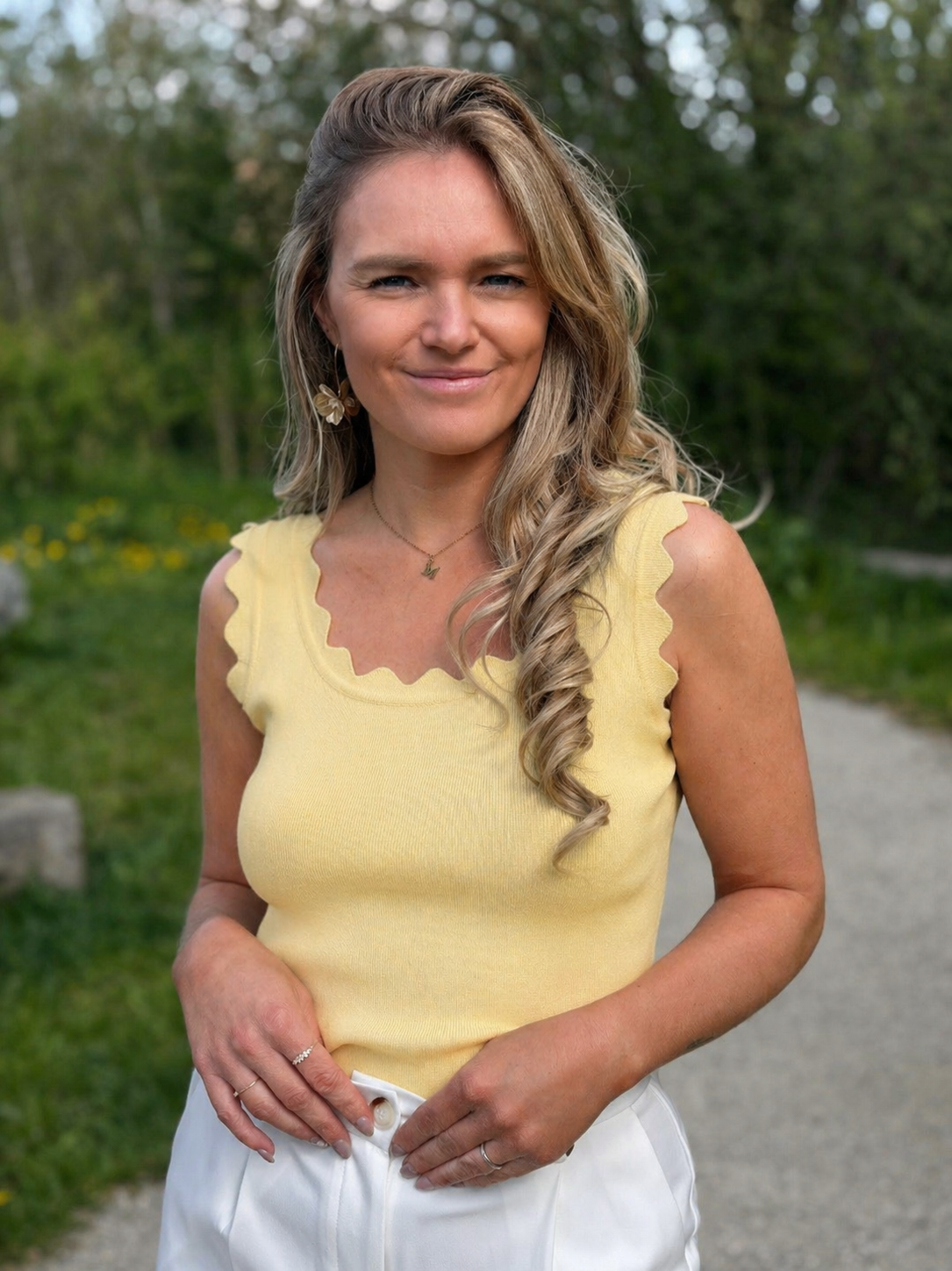 Top Clara geel