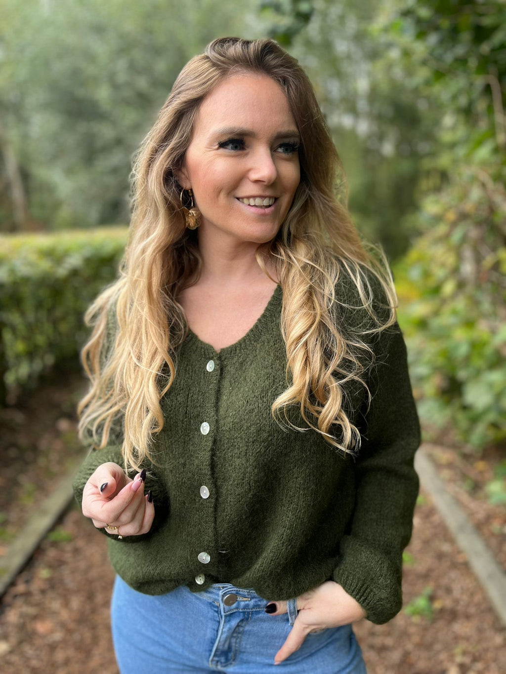 Gilet Bella khaki met knopen