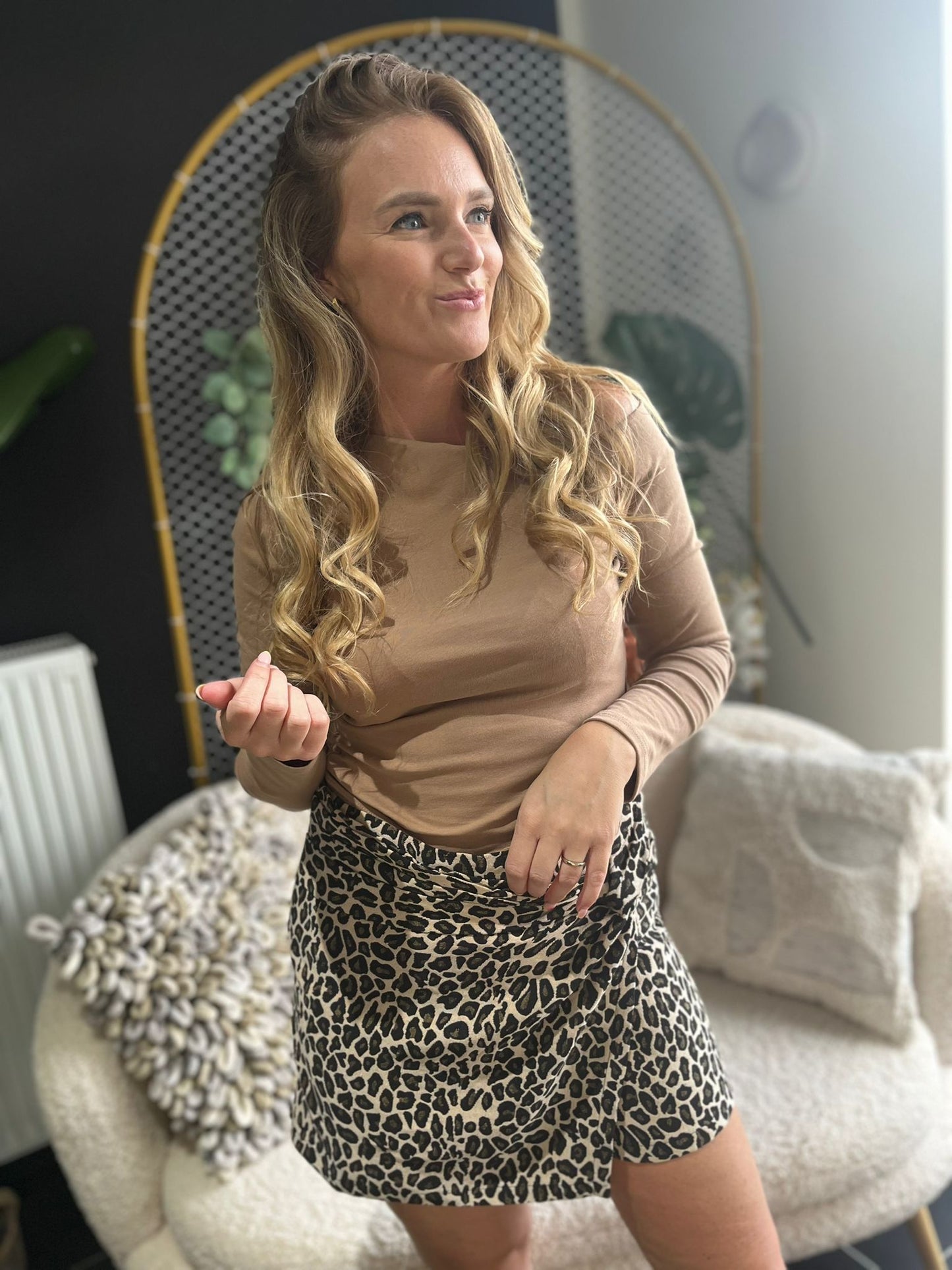 Bloesje Anika camel