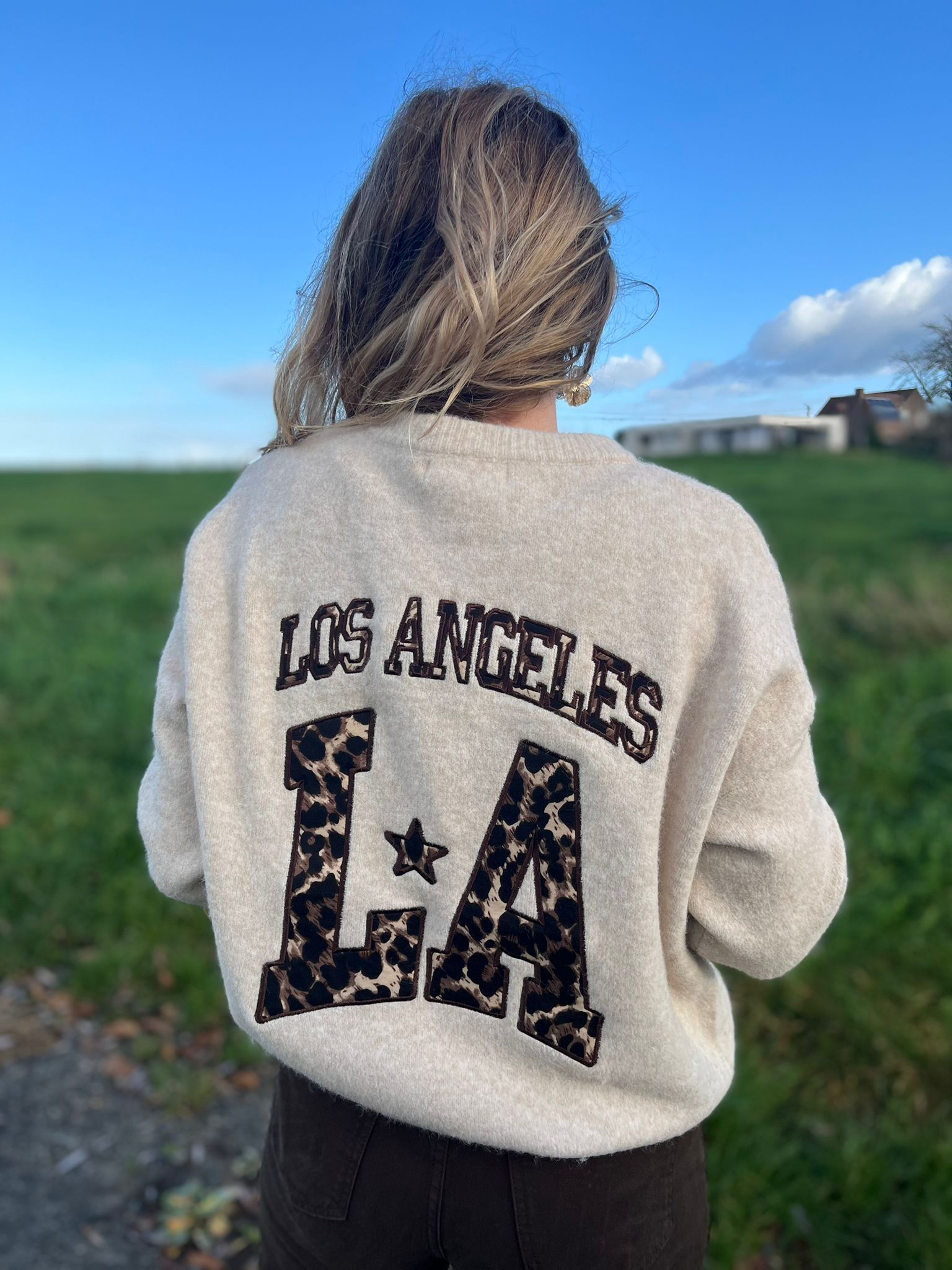Pull Clara Los Angeles beige