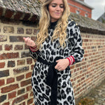 K-Design - Gebreide jurk met luipaardprint en stoffen riem (B818)