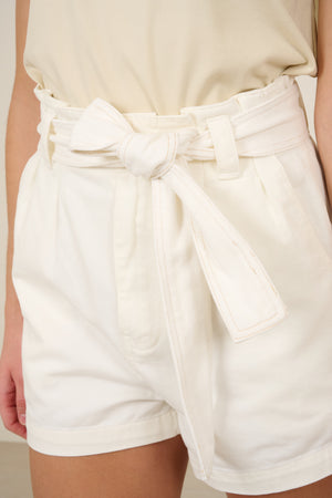 Short Feel ecru