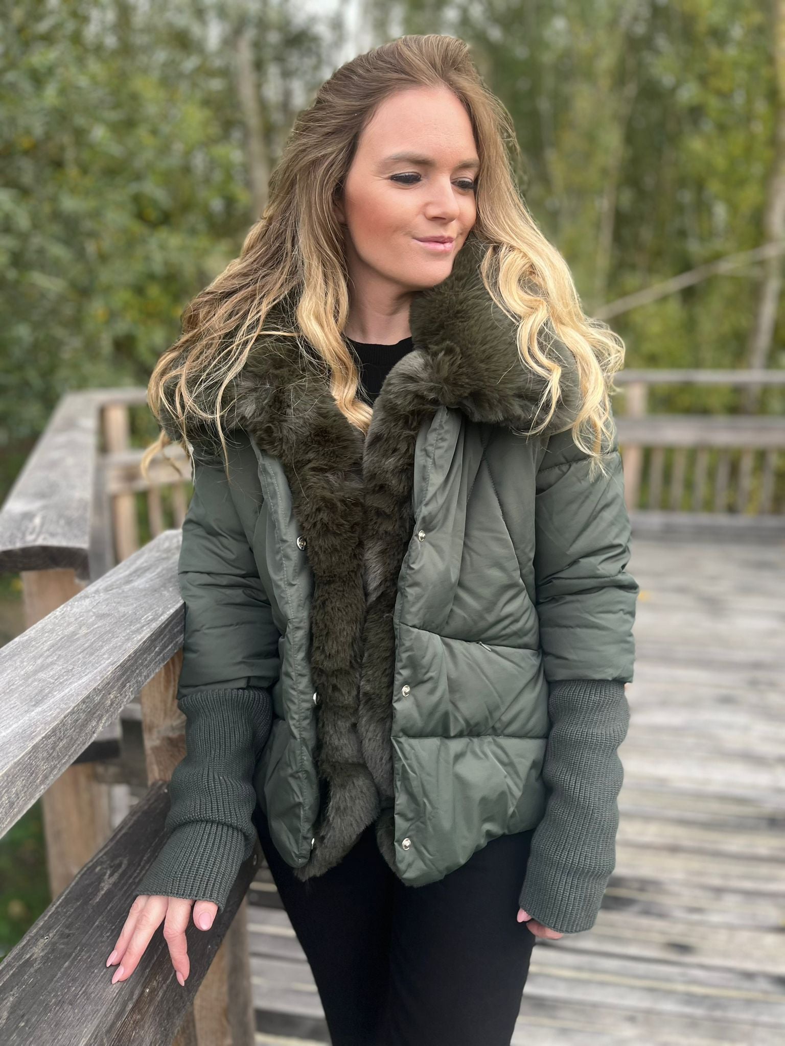 K-Design - Puffer jas met bont (B902)