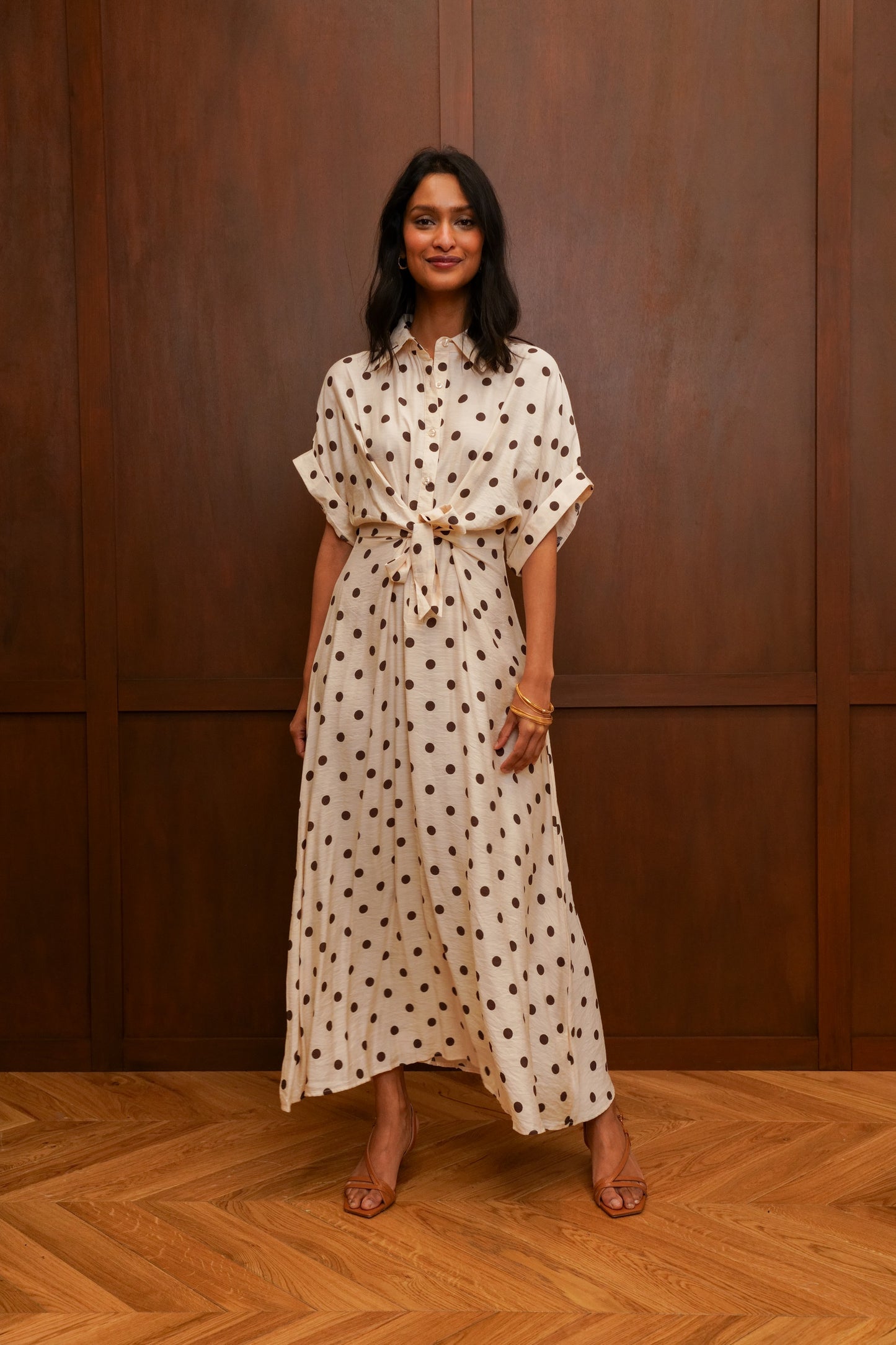 Kleed Julia beige polka
