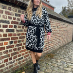 K-Design - Gebreide jurk met luipaardprint en stoffen riem (B818)